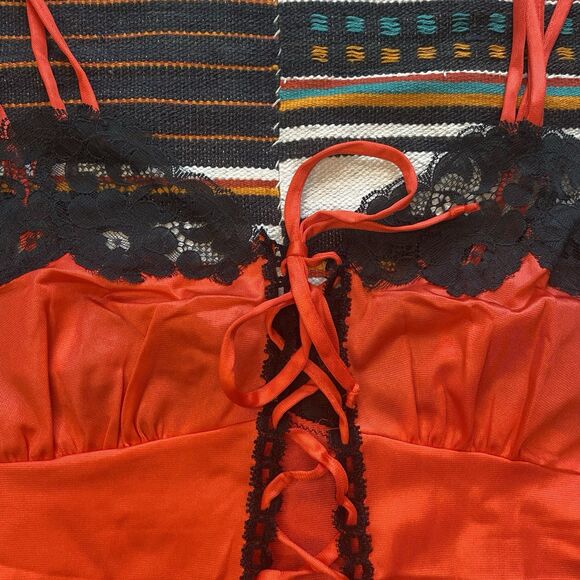 Vintage Formfit Rogers Red/Black Nylon Lace Camisole Lingerie Top. 34/S. USA. - Picture 12 of 12